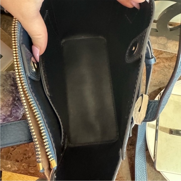 Michael Michael Kors NWOT GEMMA COLORBLOCKED TOTE blue,black and white - Picture 8 of 10